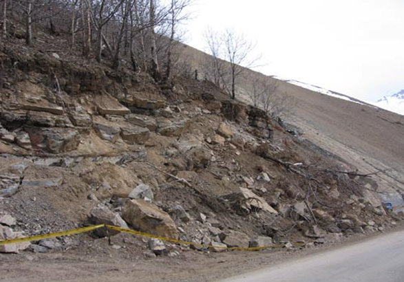 GIS ابزاري کارآمد در تعيين سياست ها و برنامه هاي مديريت خطر زمين لغزش