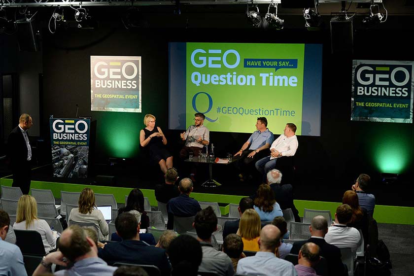 کسب و کارهای مکانی 