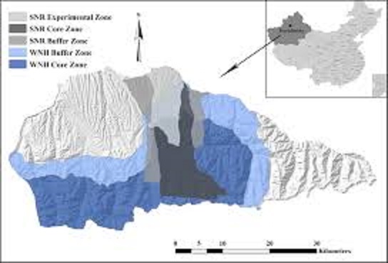 ارزيابي توان بوم شناسي به منظور توسعه گردشگري با رويکرد تلفيقي AHP و GIS در محور گردشگري قشلاق سنندج