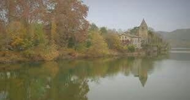 جزیره کوچک و تاریخی «لیل بَرب»