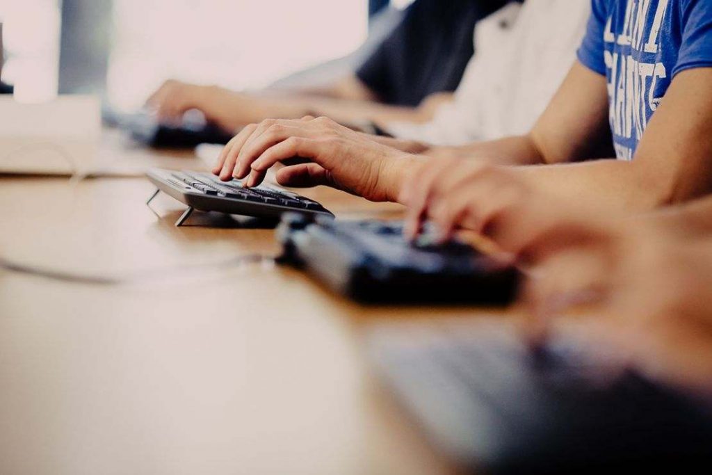 GIS Programmer 1 lg 1024x683