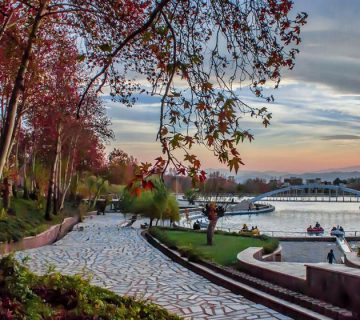 دیدنیهای مرکزی در تابستان 1 360x320