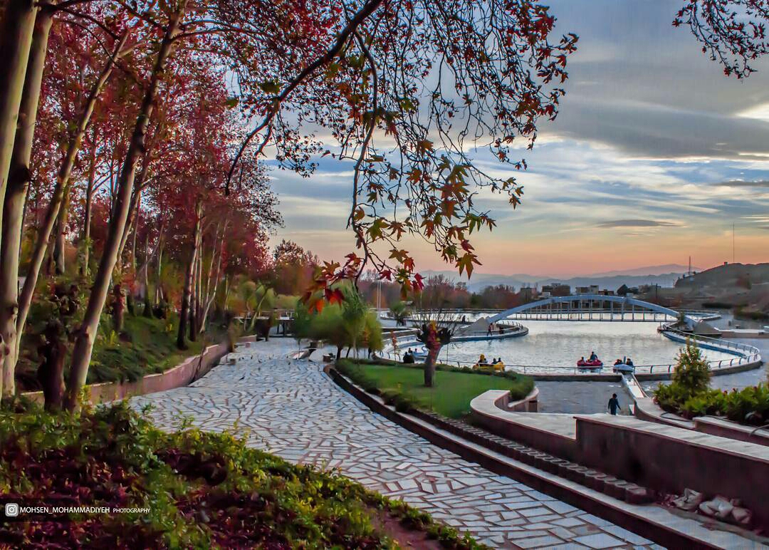 کاور جاهای دیدنی محلات